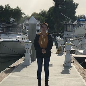 Meet your Posher, Alondra